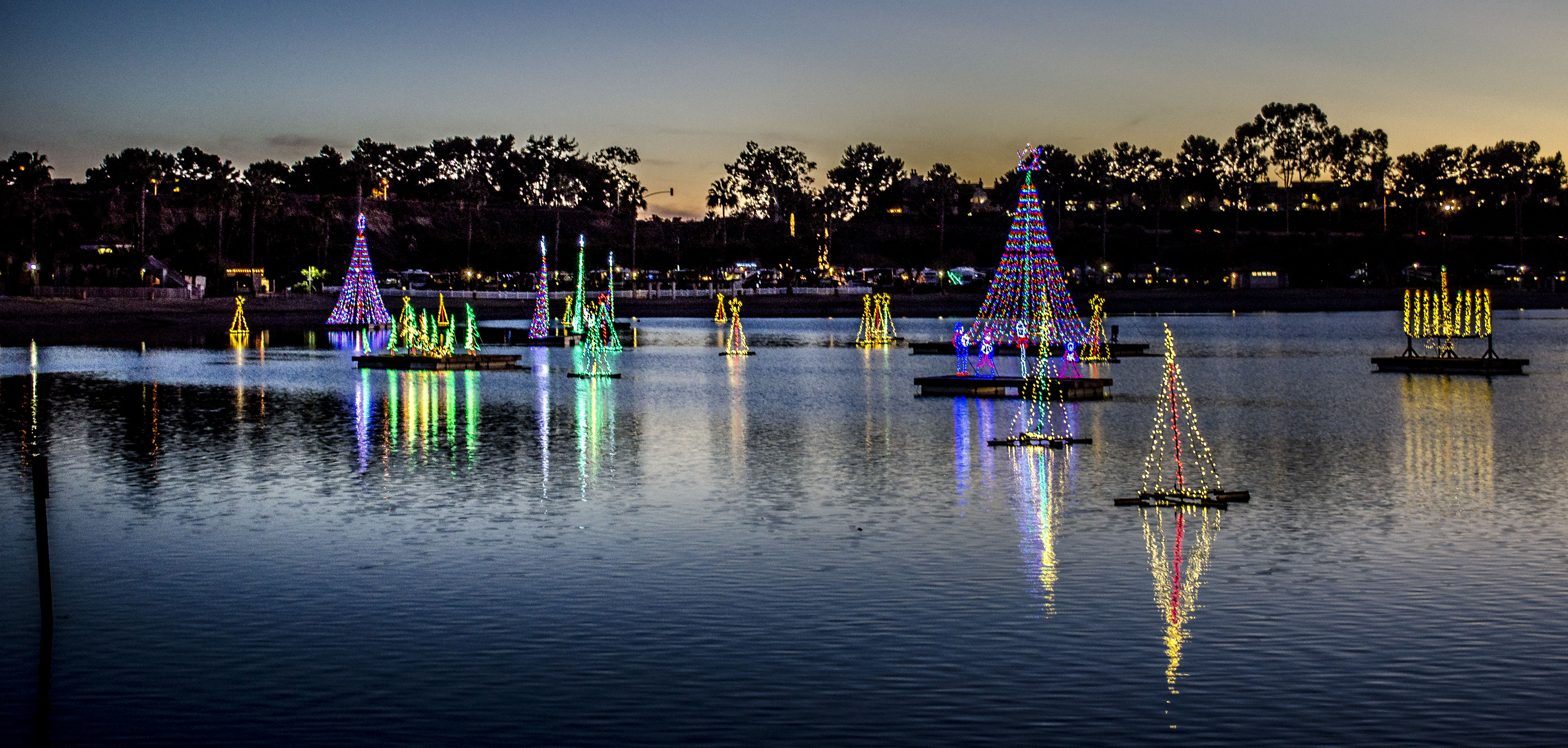 DUNES’ LIGHTING OF THE BAY