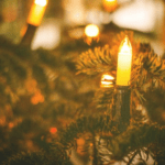 Via Lido Plaza Hosts Tree Lighting Ceremony